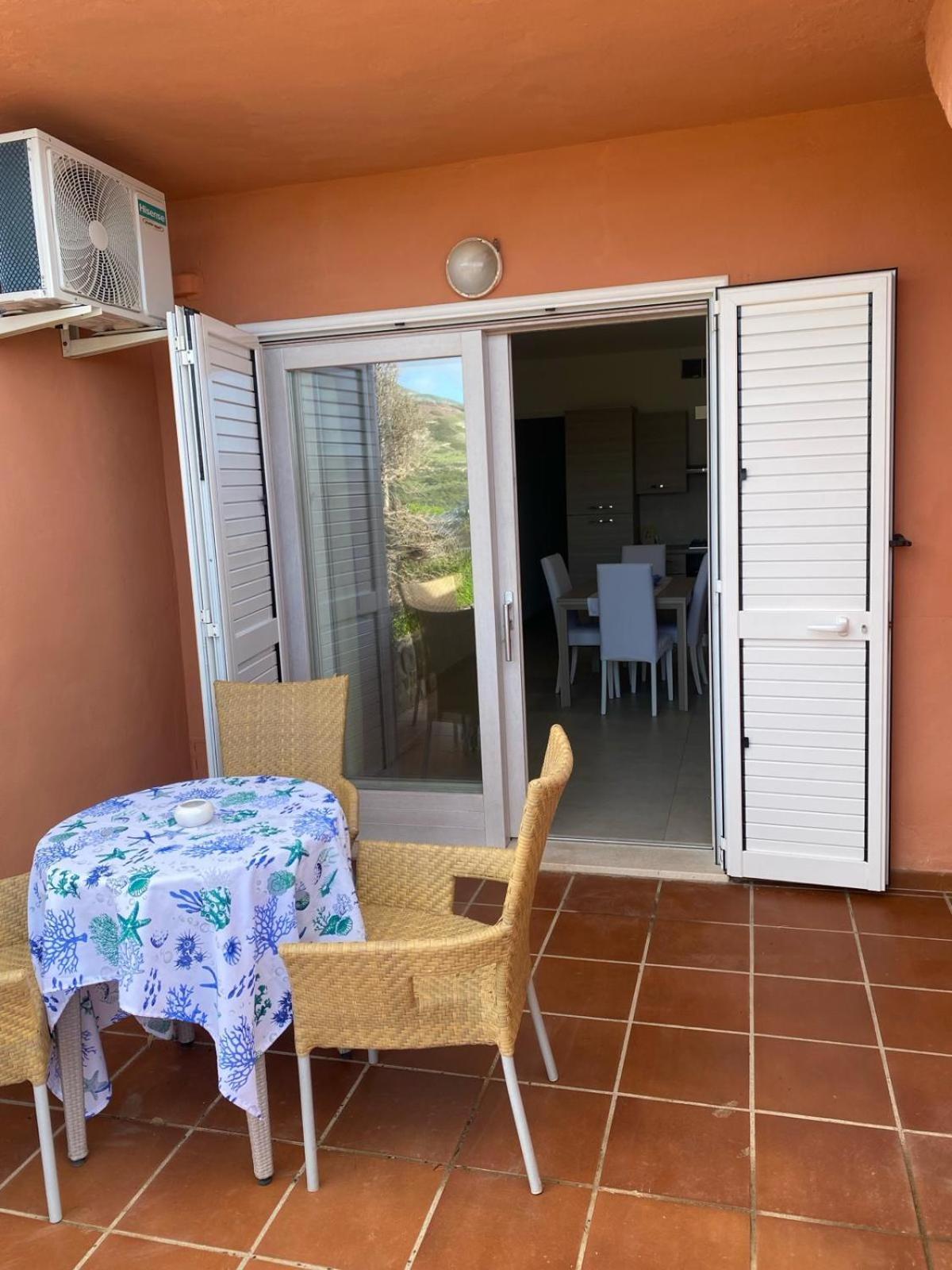 Villetta A Schiera - Bosa Marina Magomadas Buitenkant foto